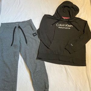 WOMANS MEDIUM Calvin Klein Performance Lounge Wear